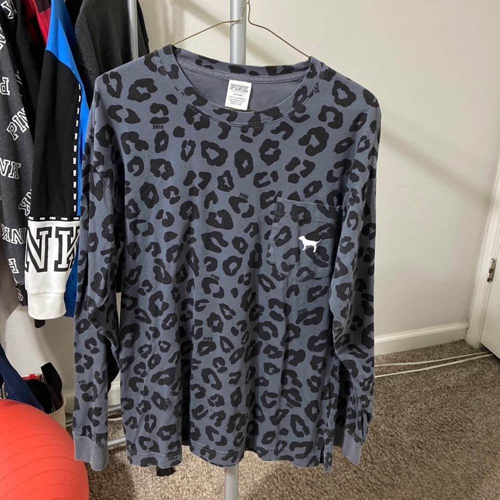 Pink VS long sleeve